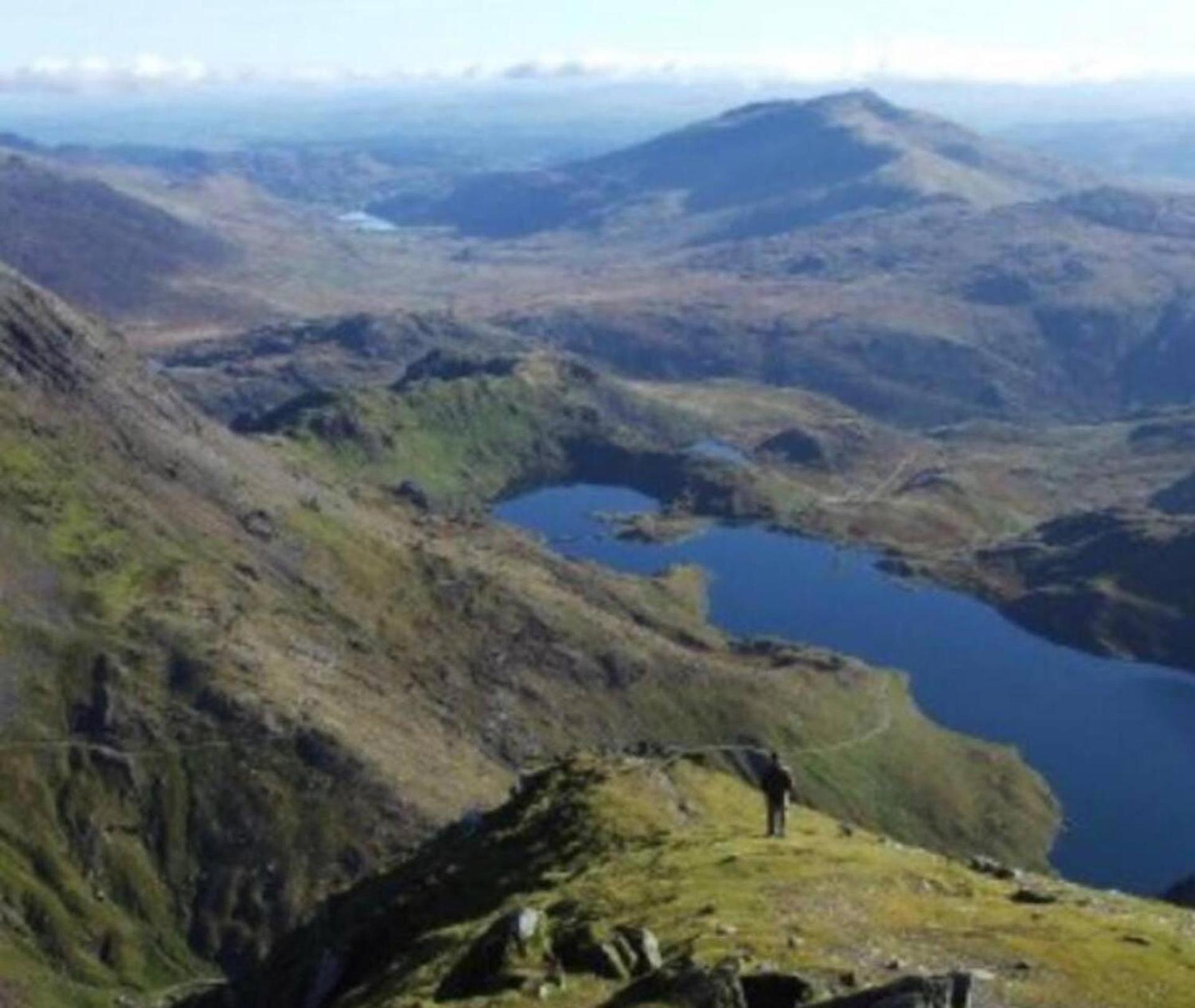 Charming Near Snowdonia National Park Holiday home *